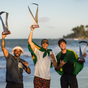 GKA25-TAIBA-KITESURF-DAY-4-09220058-Airton-Cozzolino-Gabriel-Benetton-Pedro-Matos-J17A9277-romantsovaphoto