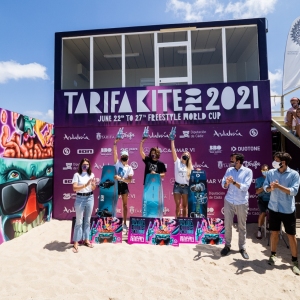 Hannah-Whiteley-Mikaili-Sol-Pippa-Van-Iersel_PE270189-_Samuel_Cardenas