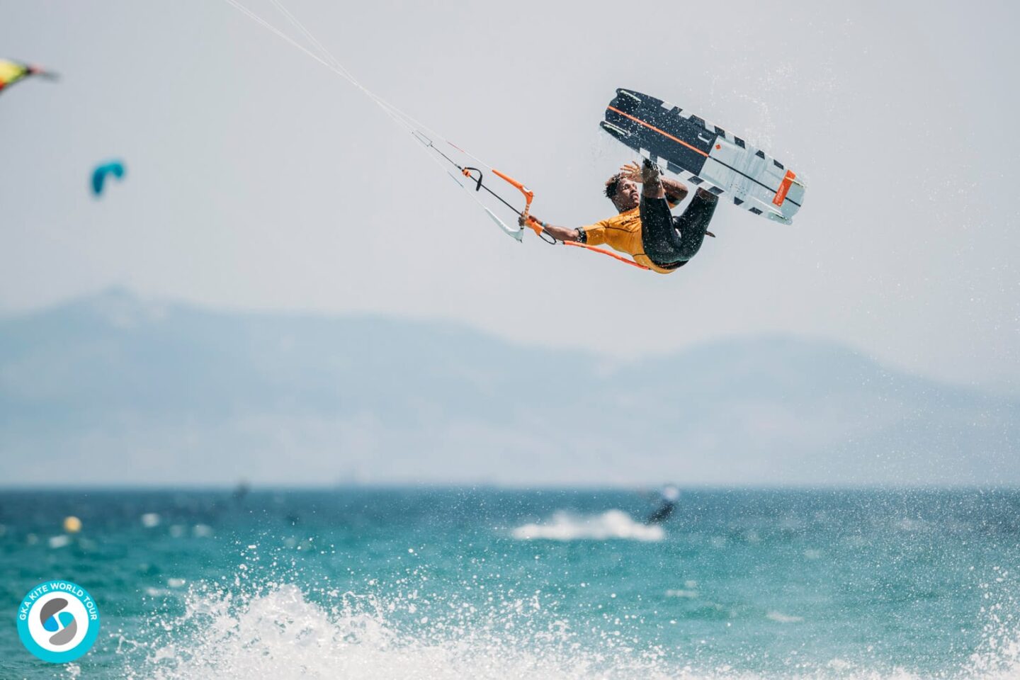 GKA KWT Surf Tarifa Ydwer Day 04 0724 (1) GKA Kite World Cup Tarifa Adeuri Corniel