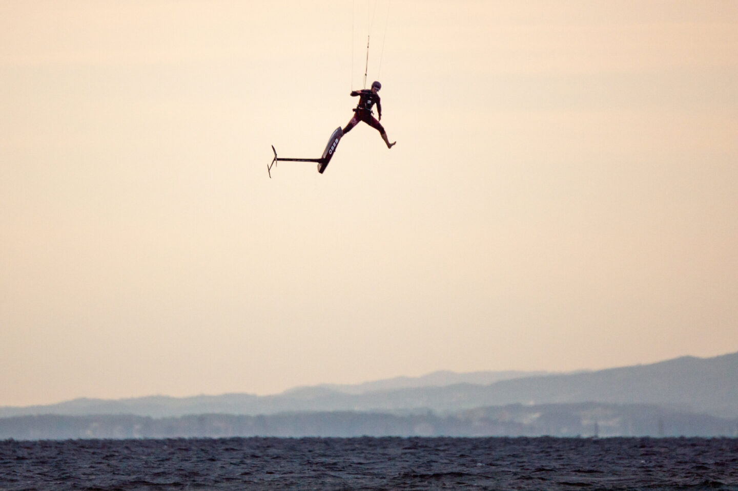 24 06 188030358 Hydrofoil