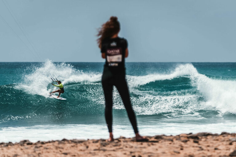 Image for Legends battle in kite-surf opener in Cape Verde