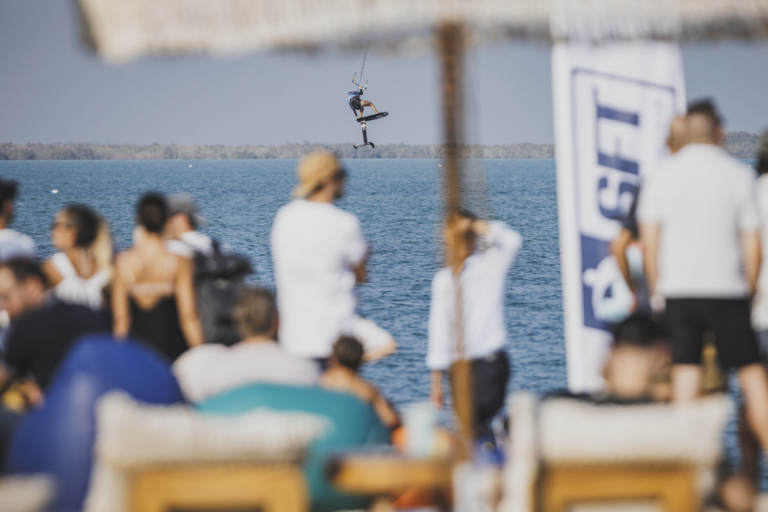Hydrofoil Big Air contest finely poised for finals showdown